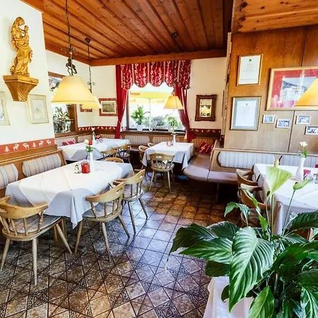 Landgasthof Zum Hammerschmied Han/Misafirhane Ranten
