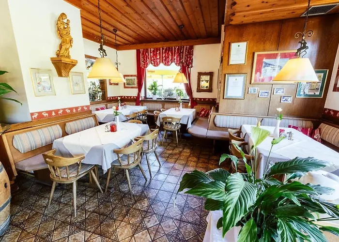 Landgasthof Zum Hammerschmied 여관 Ranten